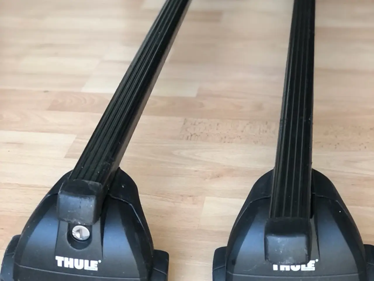 Billede 1 - Thule tagbøjler