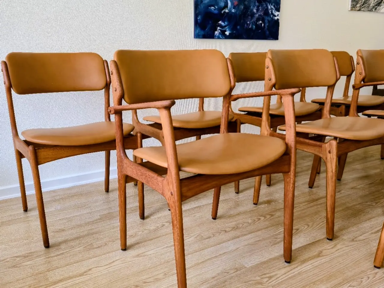 Billede 1 - Nypolstrede Erik Buch teak armstole