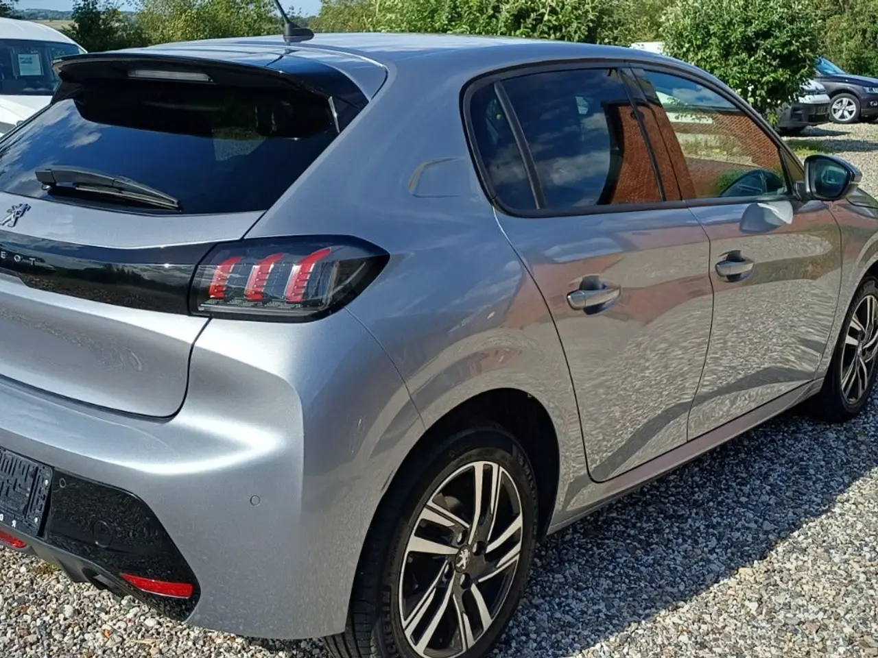 Billede 5 - Peugeot 208 1,5 BlueHDi 100 Allure