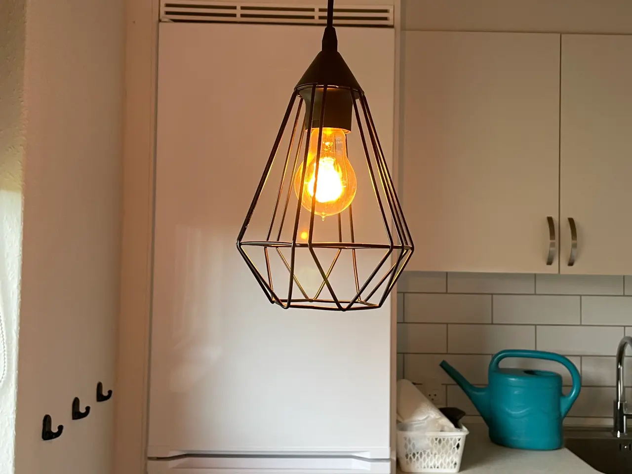 Billede 1 - Loftslampe i sort metal