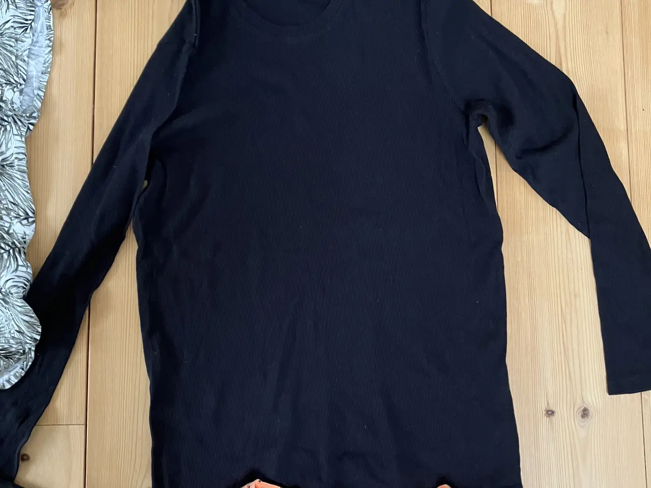 Billede 5 - 5 overdele str. 46 / 48