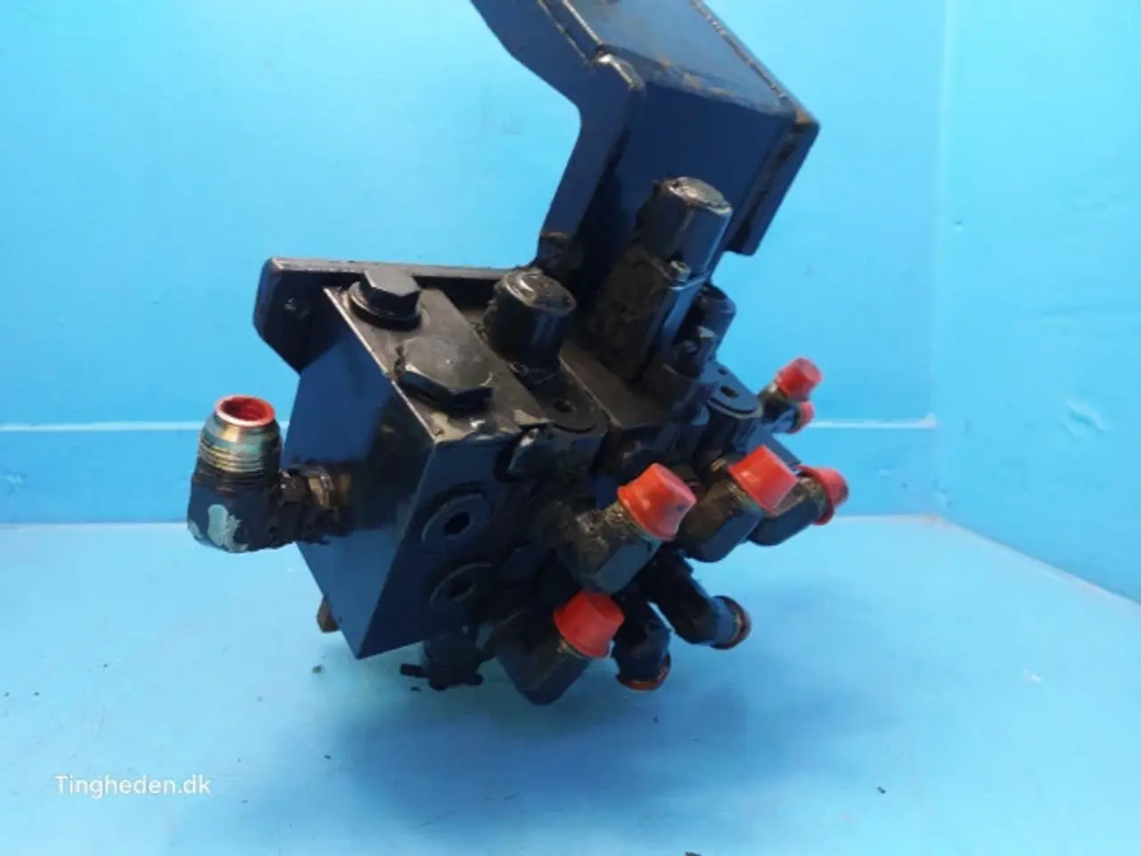 Billede 15 - Valmet 8050 Hydraulikventil 32536400