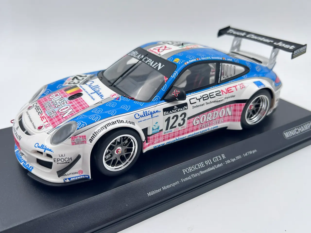Billede 9 - 2011 Porsche 911 (997) GT3 R 299 af 750 stk. 1:18