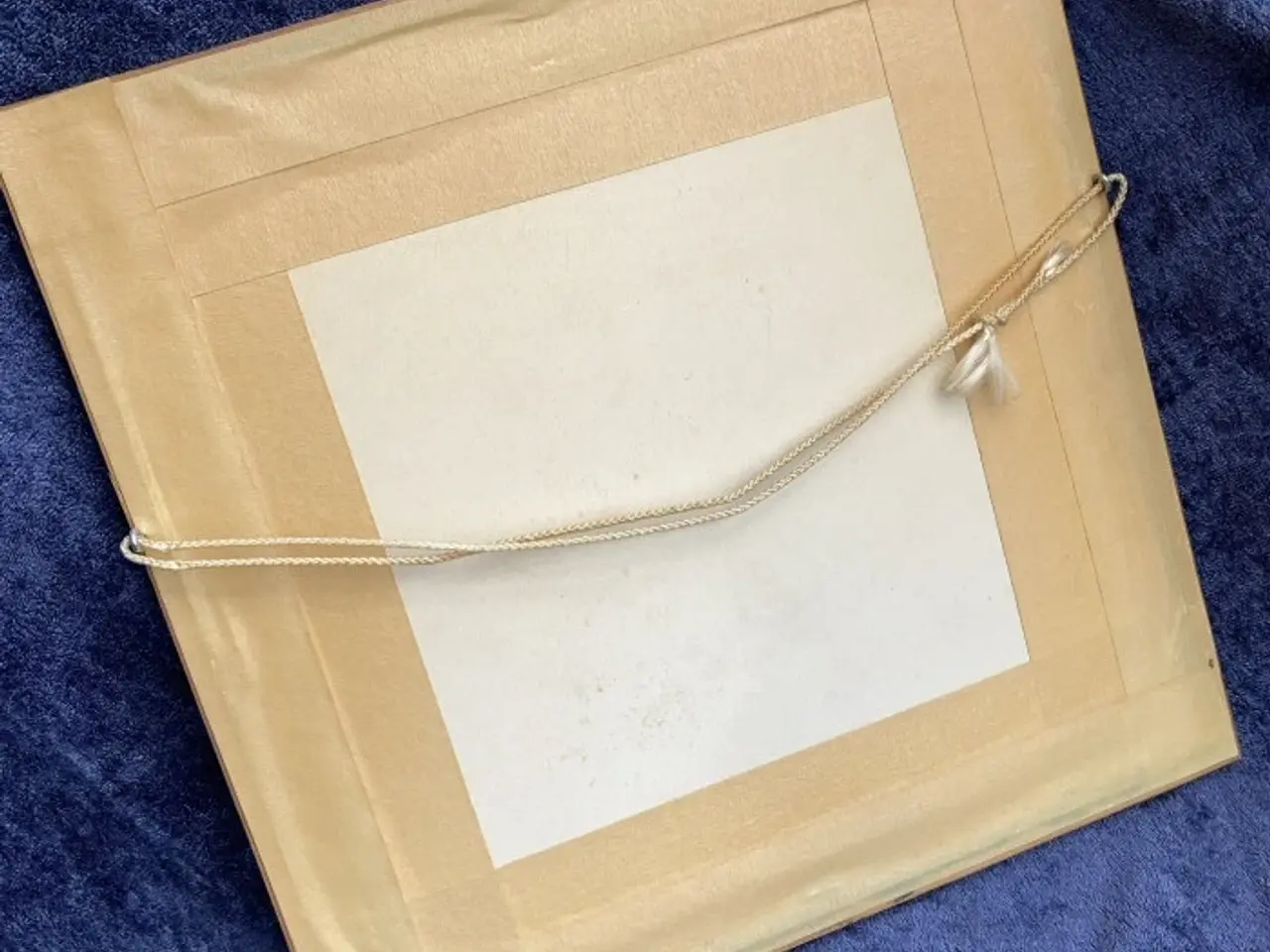 Billede 2 - Korsstingsbroderi i ramme – 23 x 23 cm