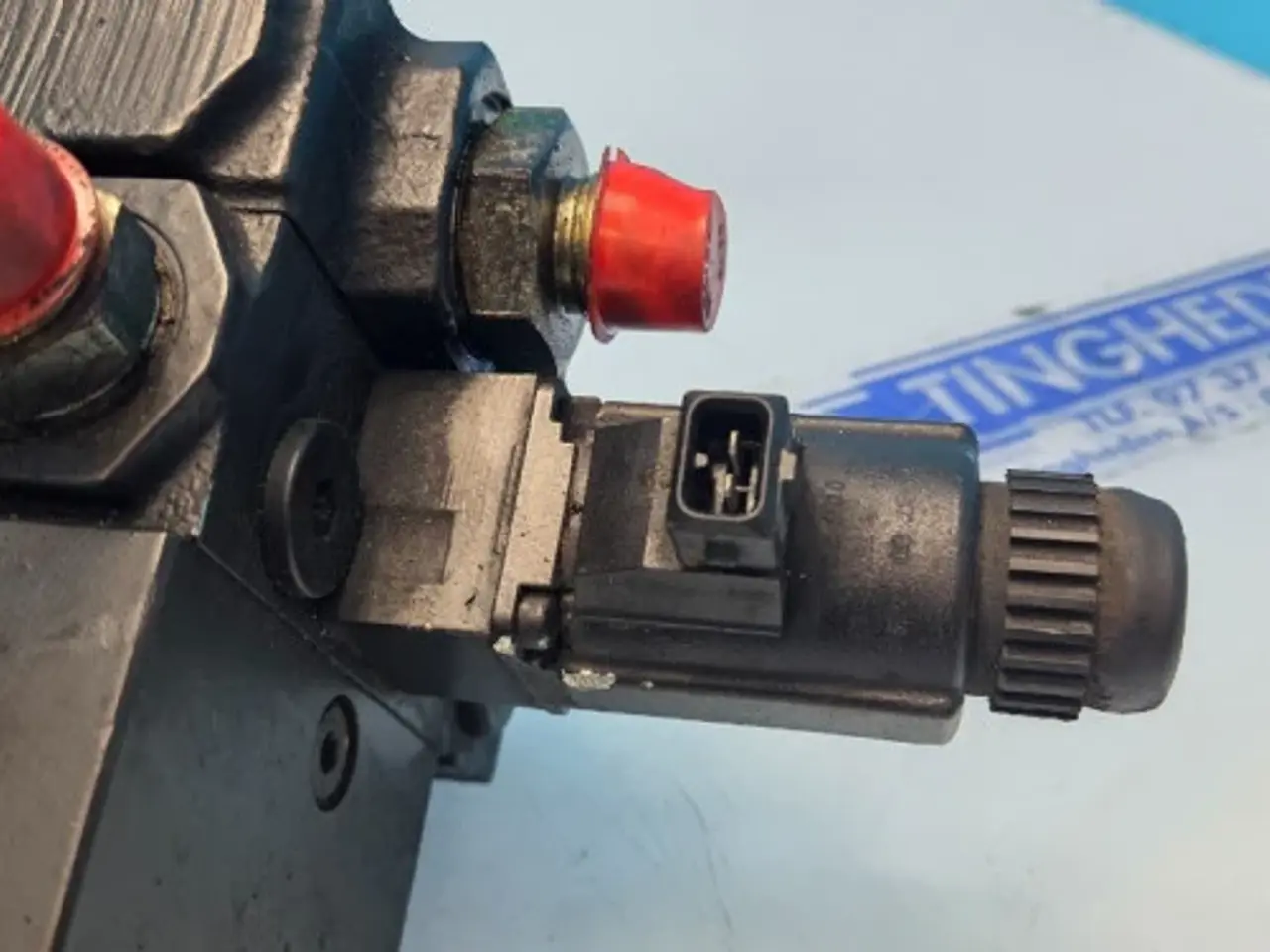 Billede 8 - New Holland CR9.90 Hydraulikventil 87313989