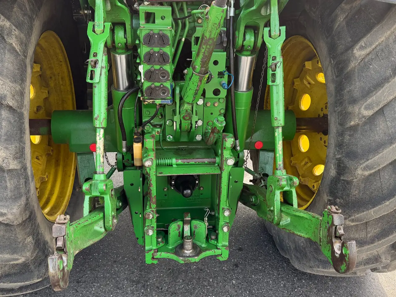 Billede 15 - John Deere 7930 M. Frontlift, TLS affjedret foraksel, Front PTO og Autotrac Ready
