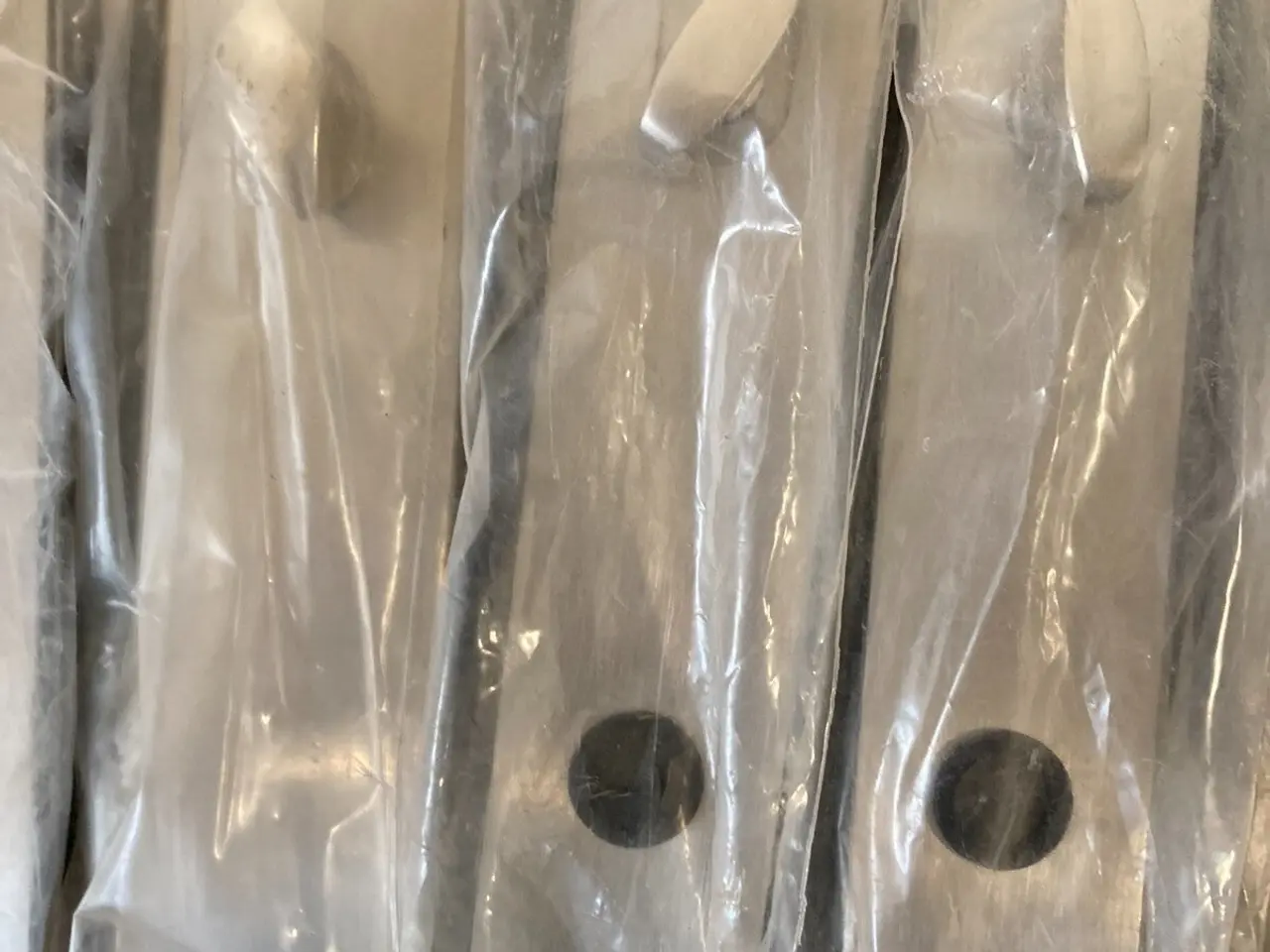 Billede 3 - parti of 12x Assa Abloy Spacer Long Plates w.