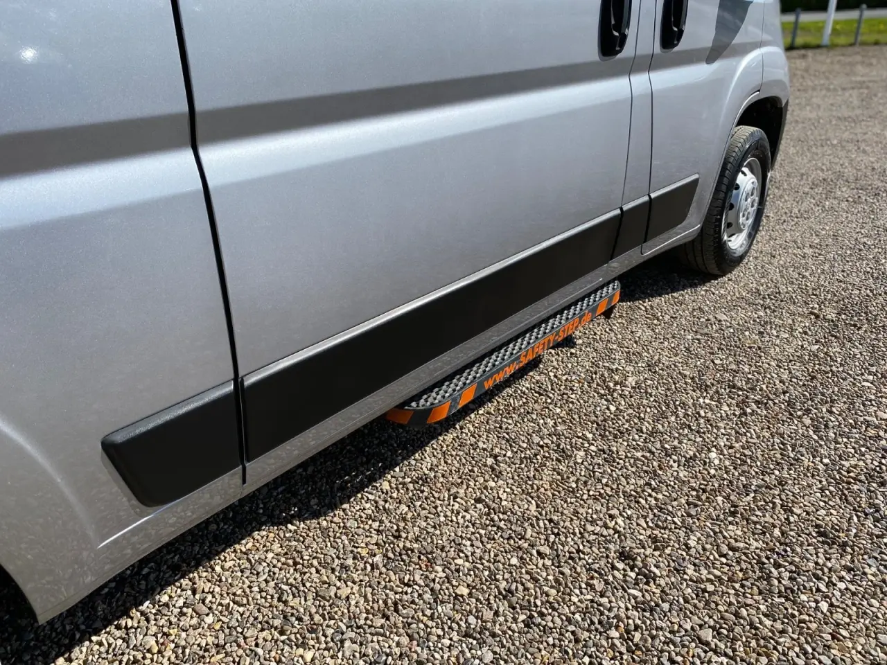Billede 6 - Peugeot Boxer 335 2,2 BlueHDi 140 L2H2 Premium