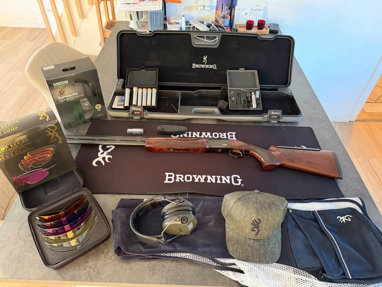 Billede 1 - Browning 725 prosport
