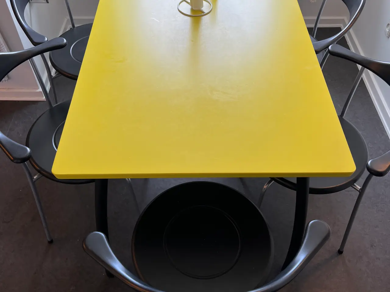 Billede 1 - Gratis bord og stole