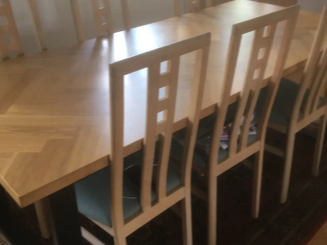 Billede 1 - Spisebord  og 6 spisestol