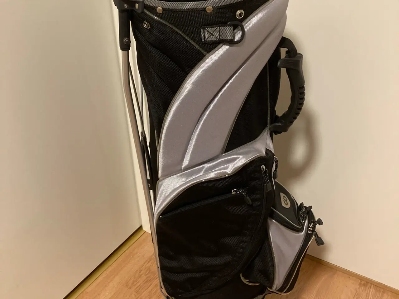 Billede 3 - GOLF BAG ( HØJDE 88 CM )