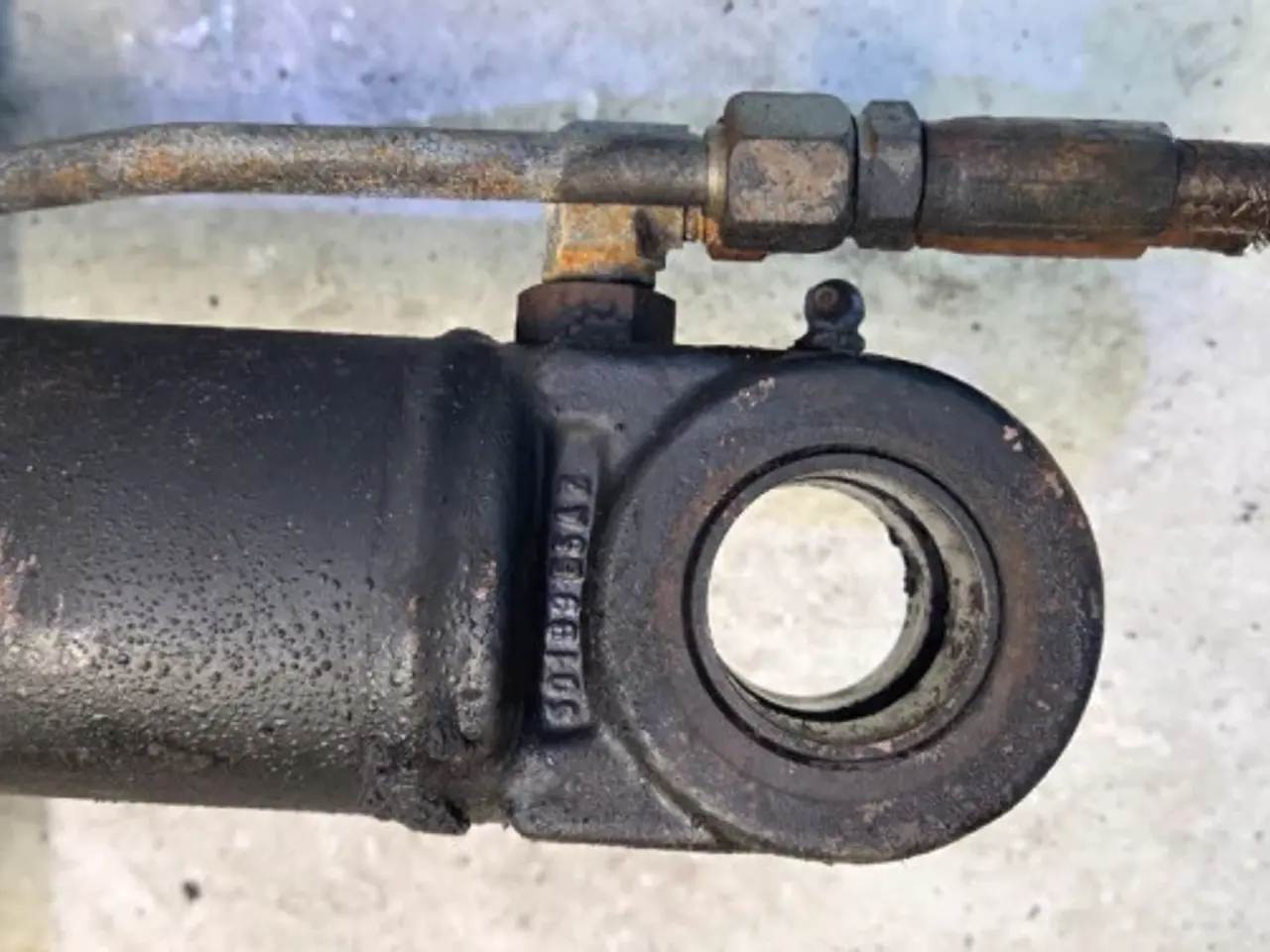 Billede 12 - New Holland LB115B Cylinder 85800070