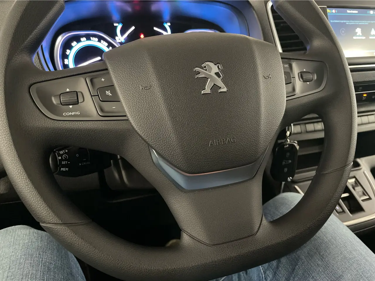 Billede 24 - Peugeot e-Expert 75 L2 Premium Van