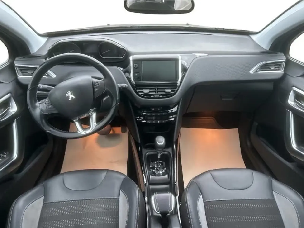 Billede 10 - Peugeot 2008 1,2 e-THP 110 Allure Sky EAT6