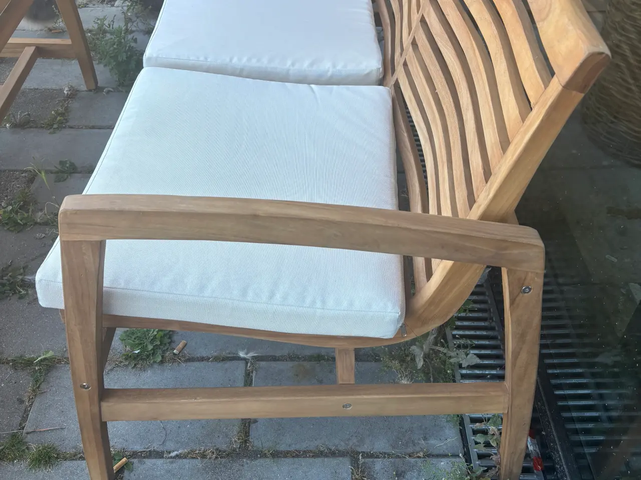 Billede 1 - Havesofa og bord i teak - sprit nyt 