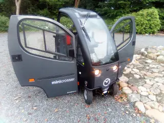 Medema MI 4W kabinescooter 15 km/t