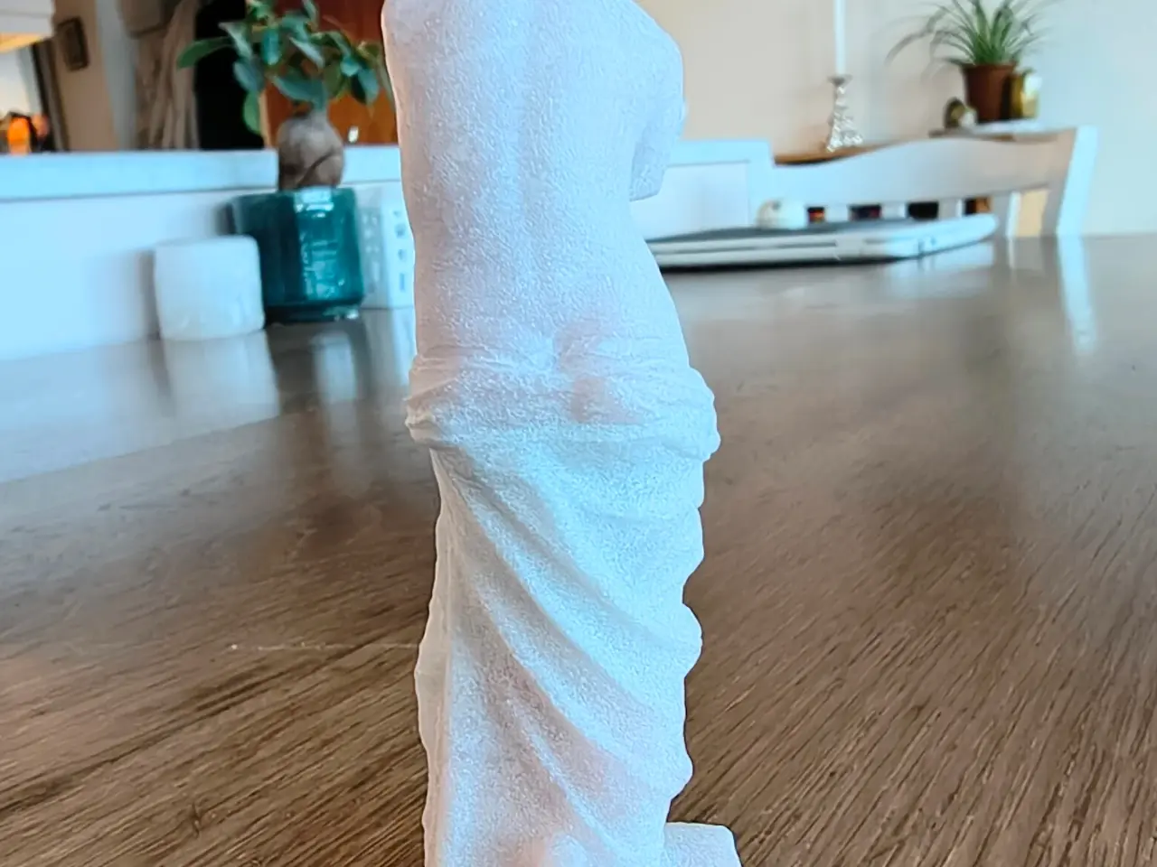 Billede 2 - Kvindefigur i pink opal