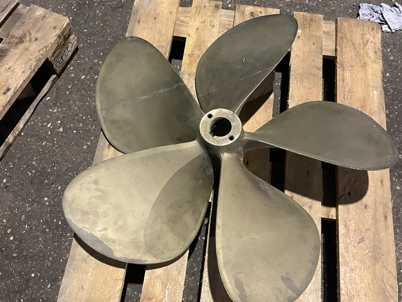 Billede 7 - Propeller 5 bladet 32x37
