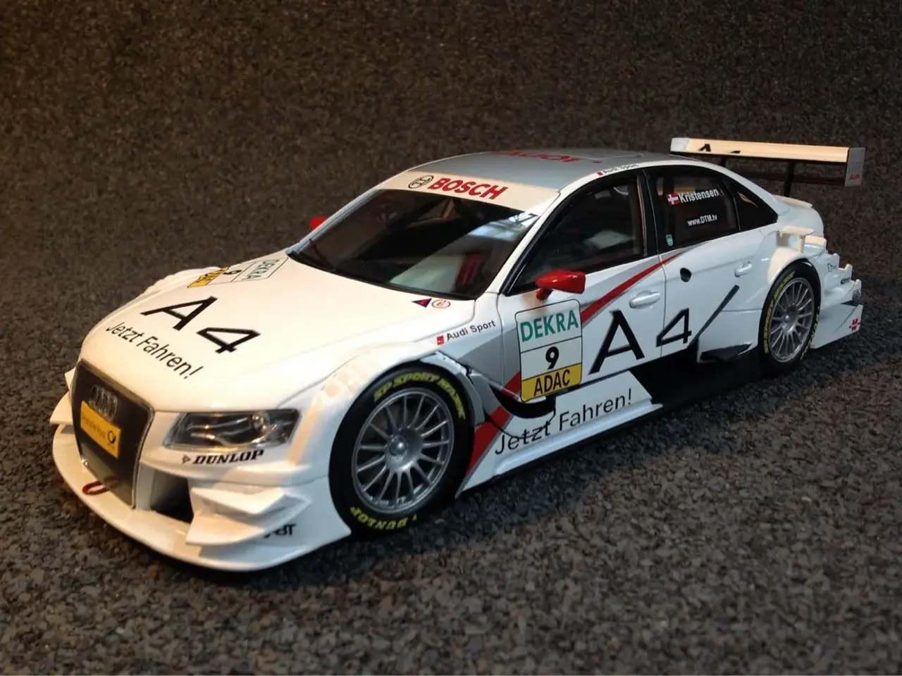 Billede 1 - Tom K Audi A4 DTM 2008 1:18
