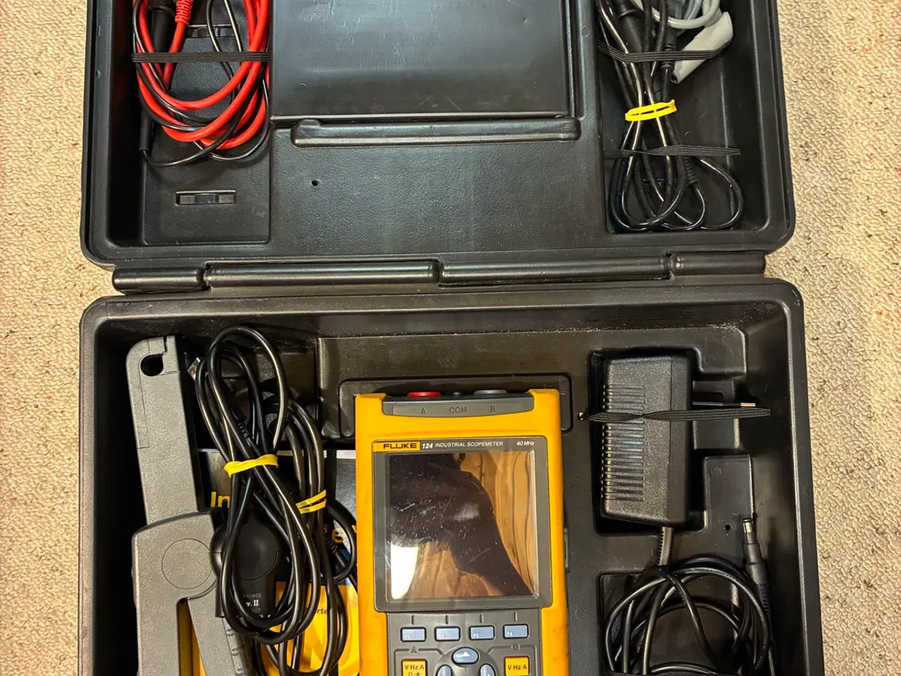 Billede 1 - Fluke 124 40MHz med tang-amperemeter
