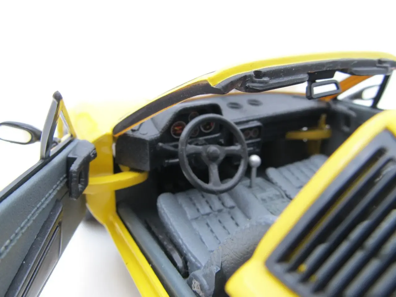 Billede 7 - 1985 Ferrari 328 GTS 3,2 l. V8 - 1:18  