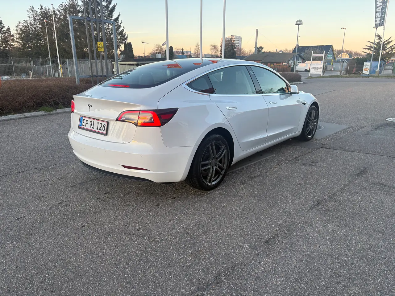 Billede 4 - Tesla model 3 Standard Range Plus