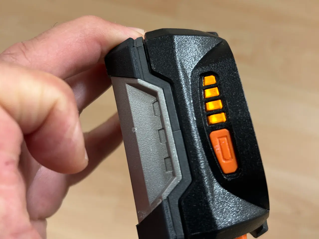 Billede 9 - AEG poplader med god batteri 18v 2,0Ah