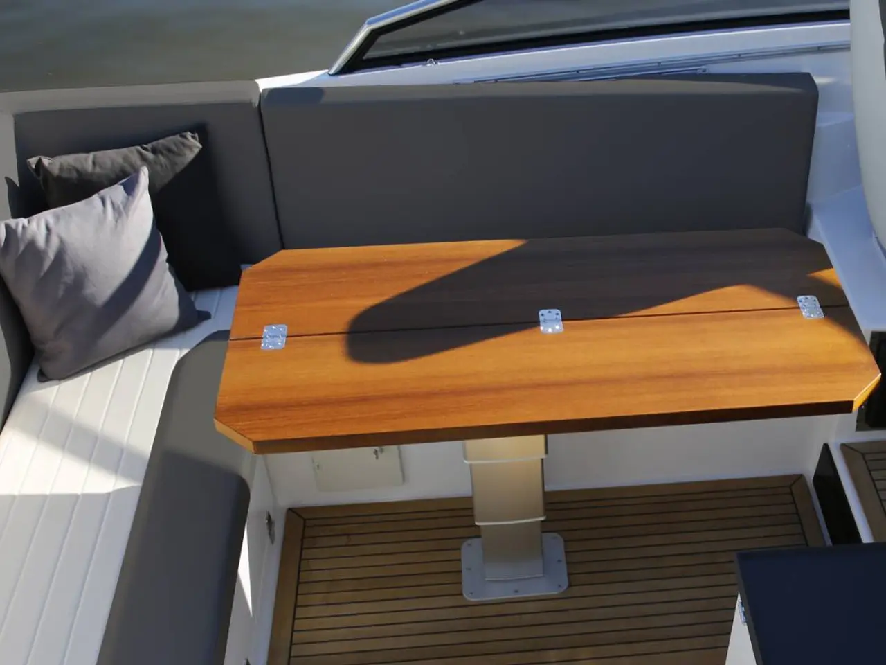 Billede 4 - Finnmaster T8 - Yamaha 300 HK/Udstyr