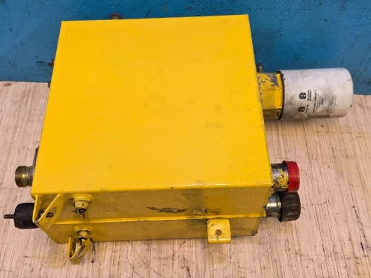 Billede 12 - New Holland TX68 Hydrauliktank 84000629