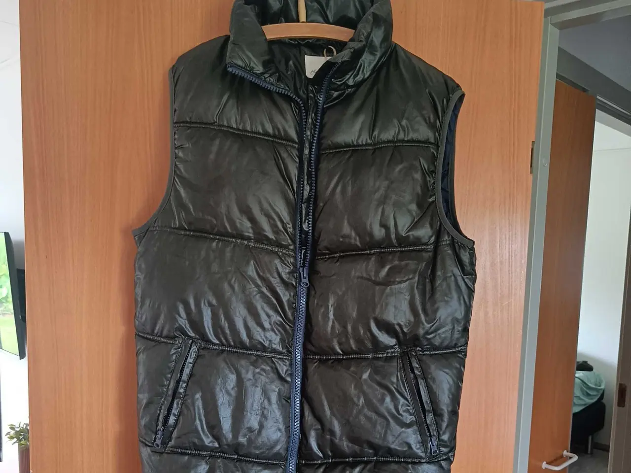 Billede 1 - Vest   fra  "Humòr"