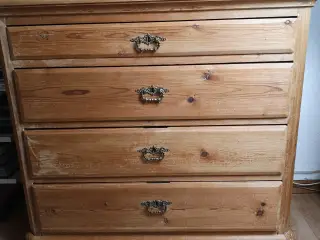 Massiv kommode