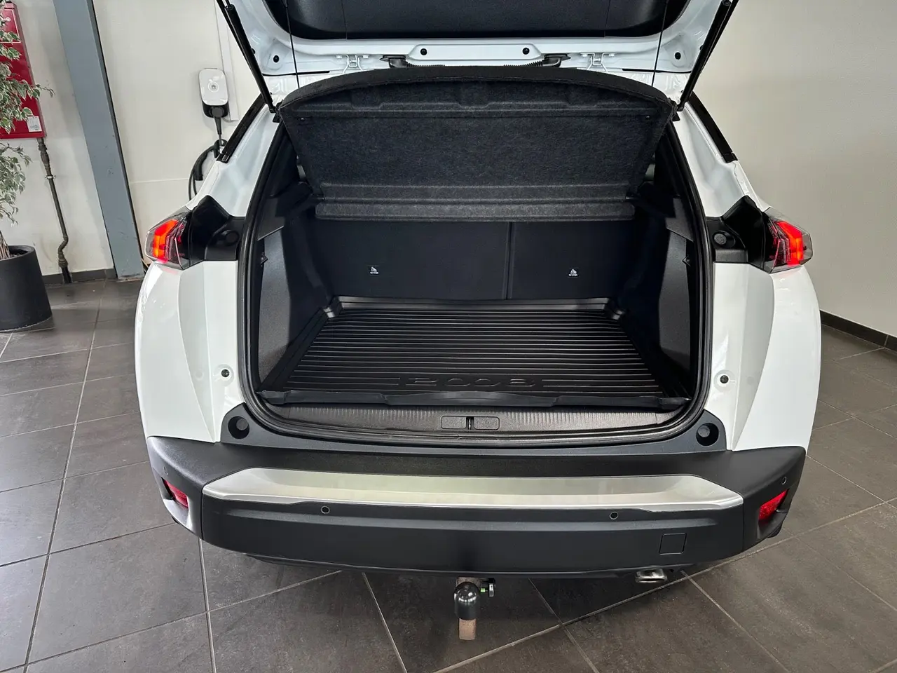 Billede 14 - Peugeot 2008 1,5 BlueHDi 130 Allure Pack EAT8