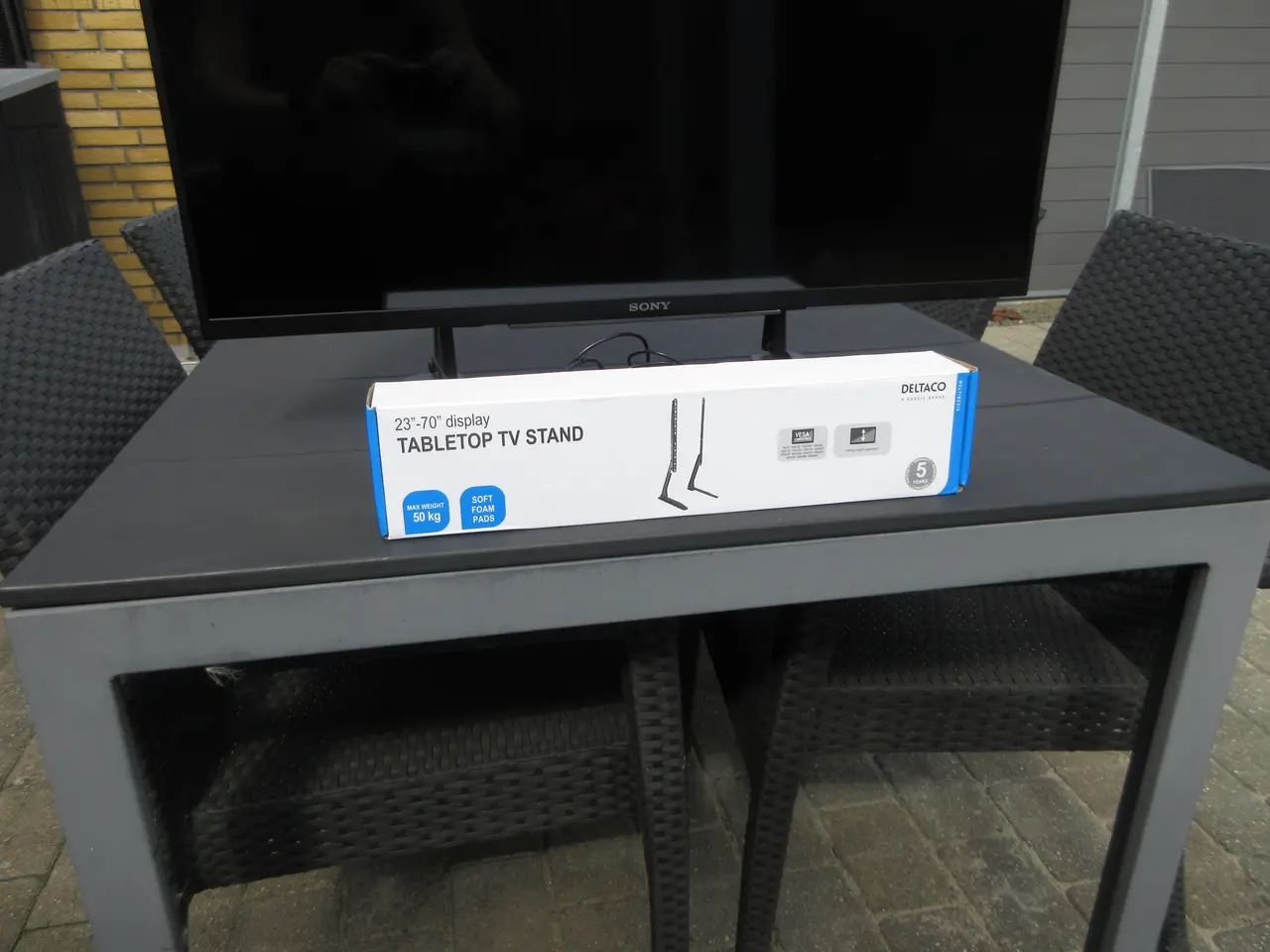 Billede 2 - Sony 32" TV + Deltaco TV holder