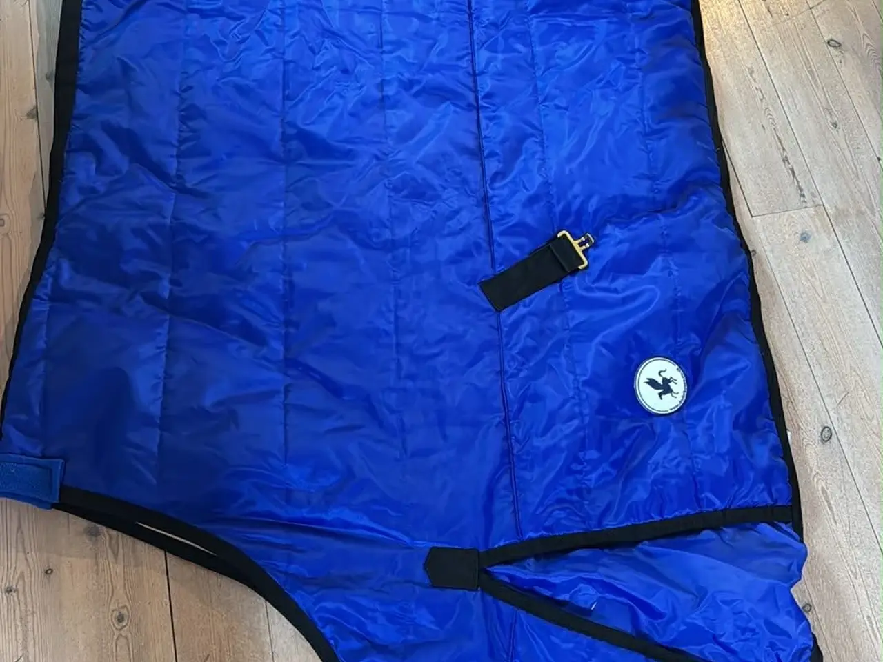 Billede 1 - Stald dækken str 155 200g