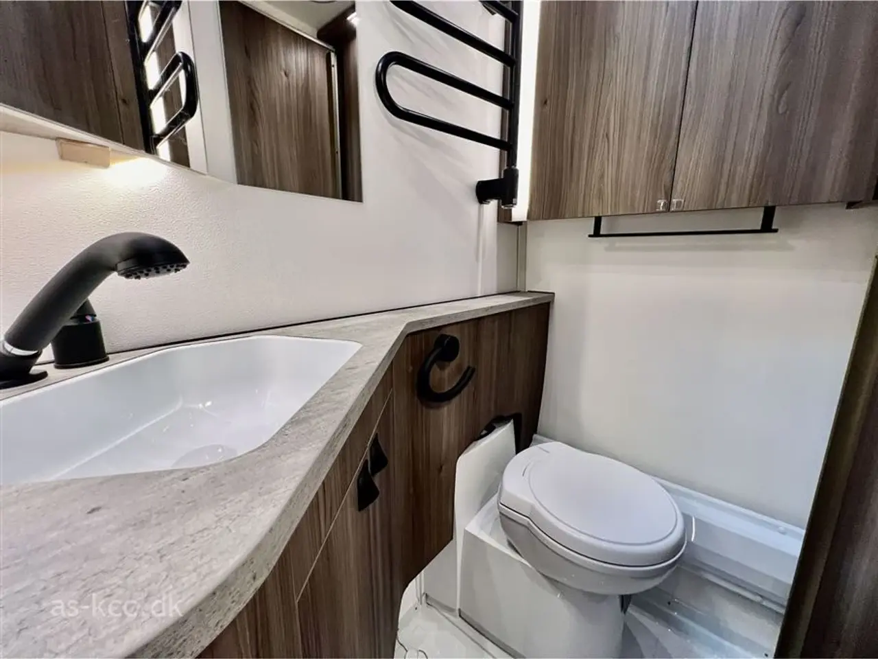 Billede 15 - 2025 - Kabe Briljant 470 XL KS