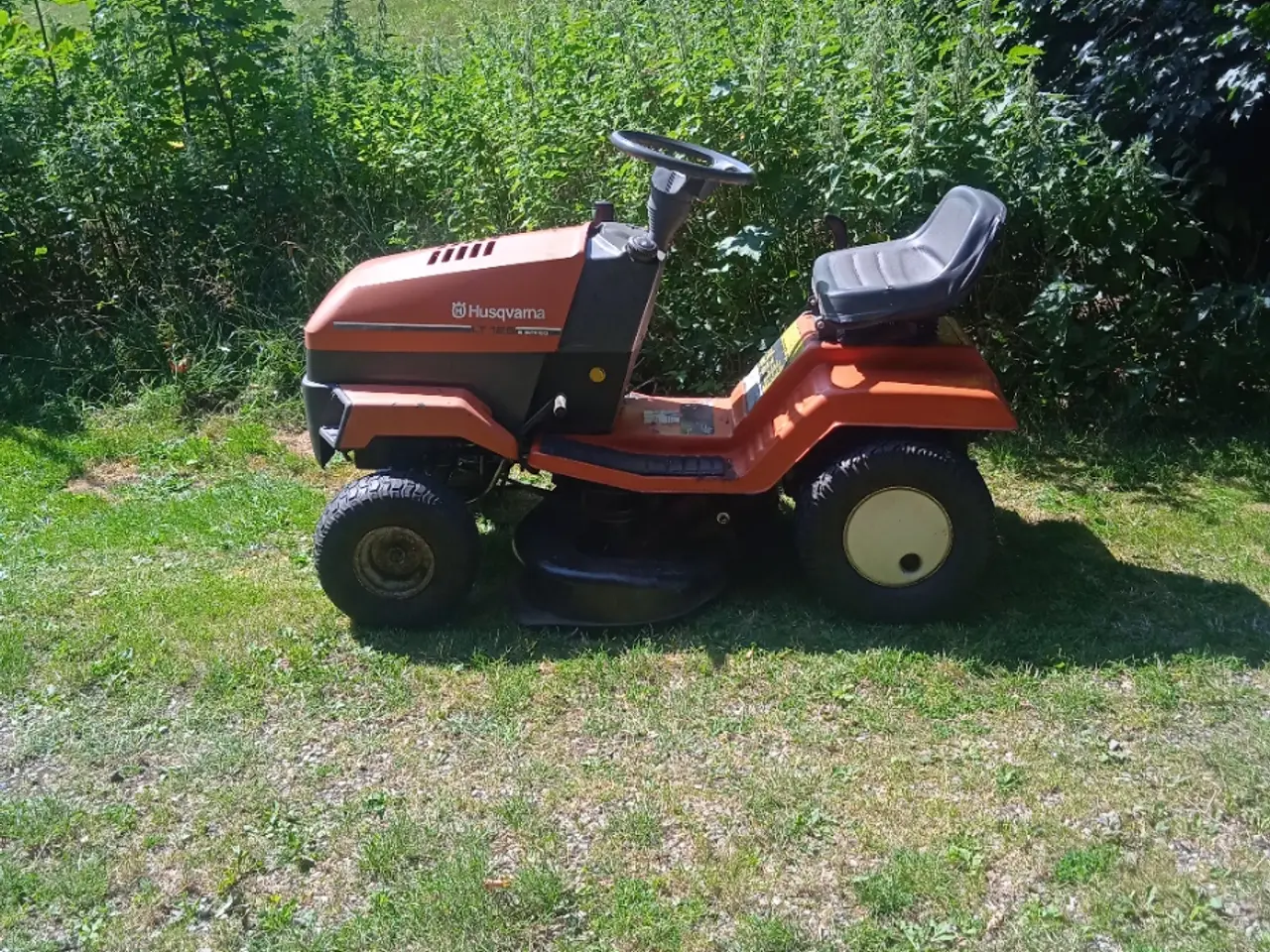 Billede 2 - 12,5 HK Husqvarna Havetraktor