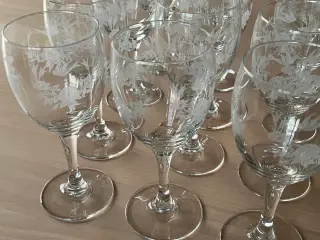 18 stk hvidvinsglas i rosenkrans