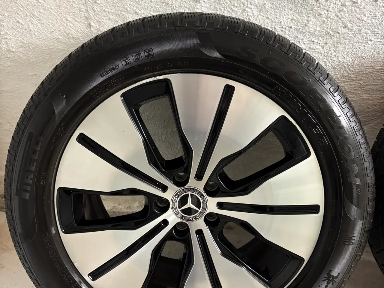 Billede 5 - 19” originale Mercedes EQC vinterhjul