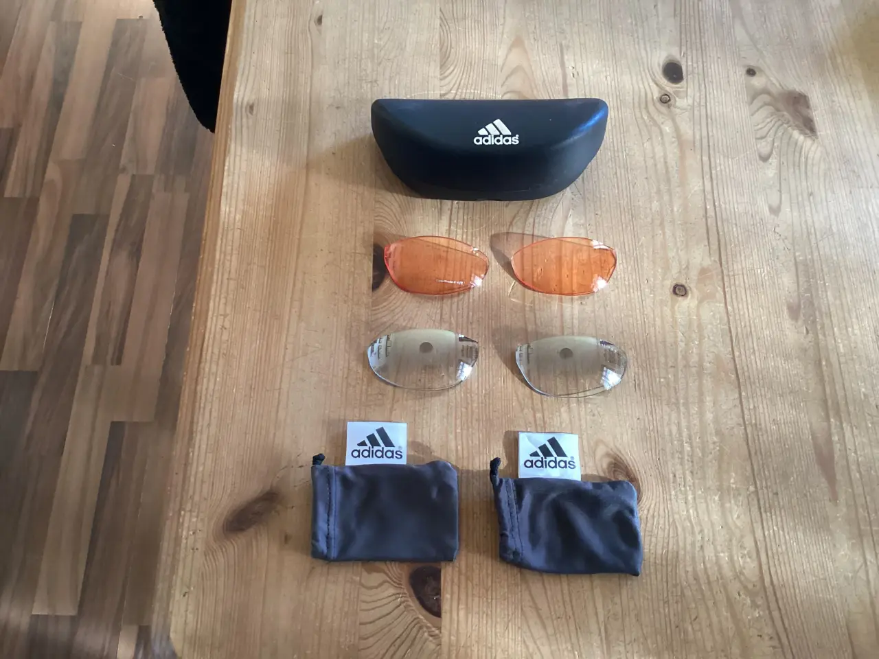 Billede 1 - Adidas Solbrille Etui m Glas/ Ray Ban Etui