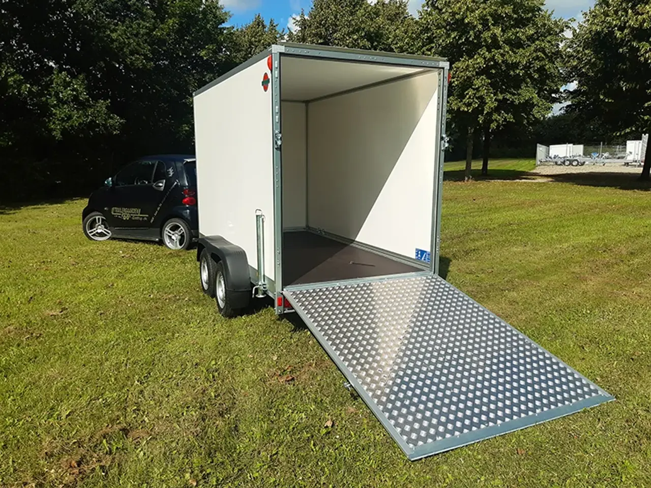 Billede 3 - Stema Cargo 305x157x184 2 akslet 2000 kg Rampe