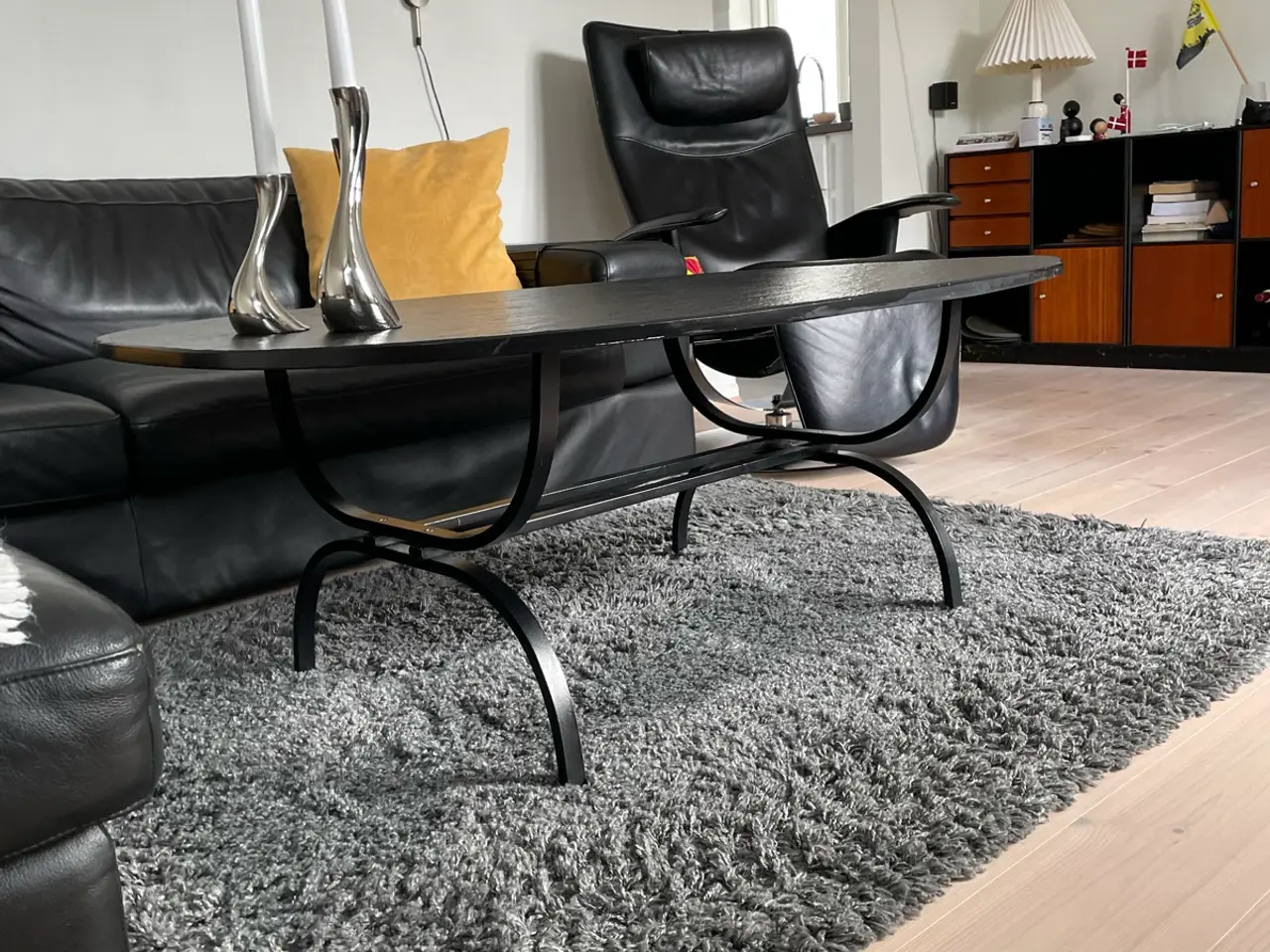 Billede 1 - Granitbord på stålstel.