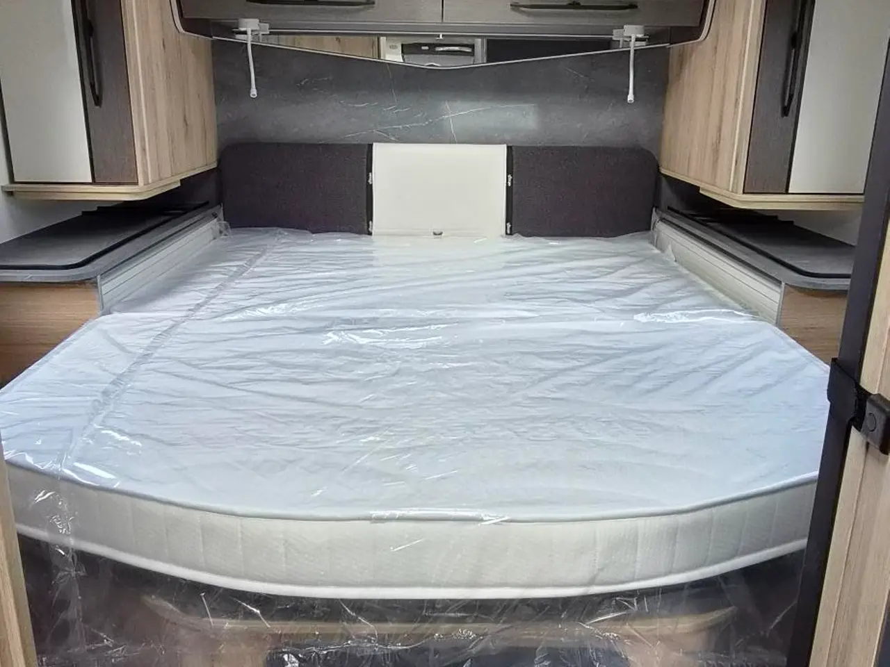 Billede 8 - Elnagh Magnum 582