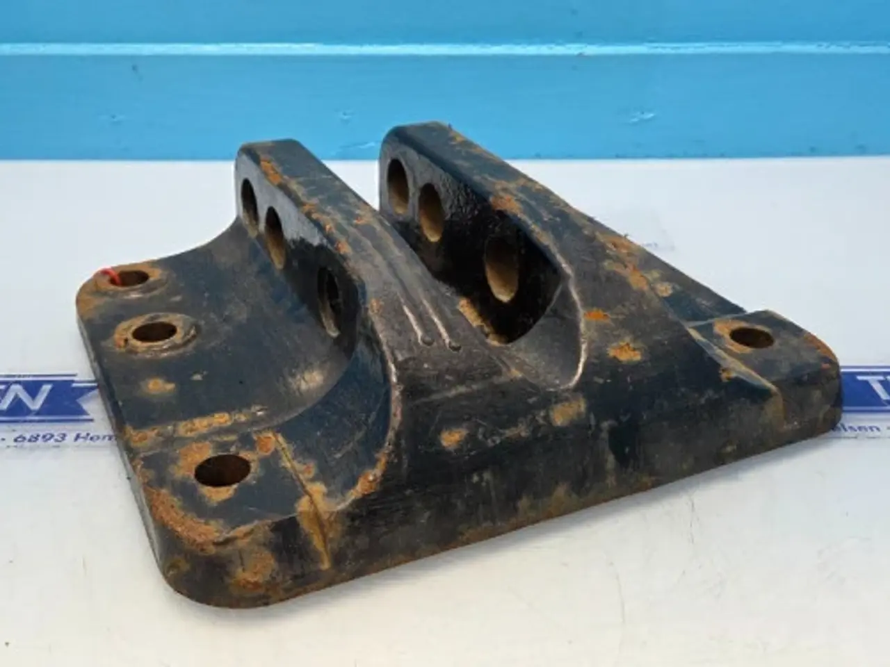 Billede 4 - New Holland T8.300 Beslag 84300123