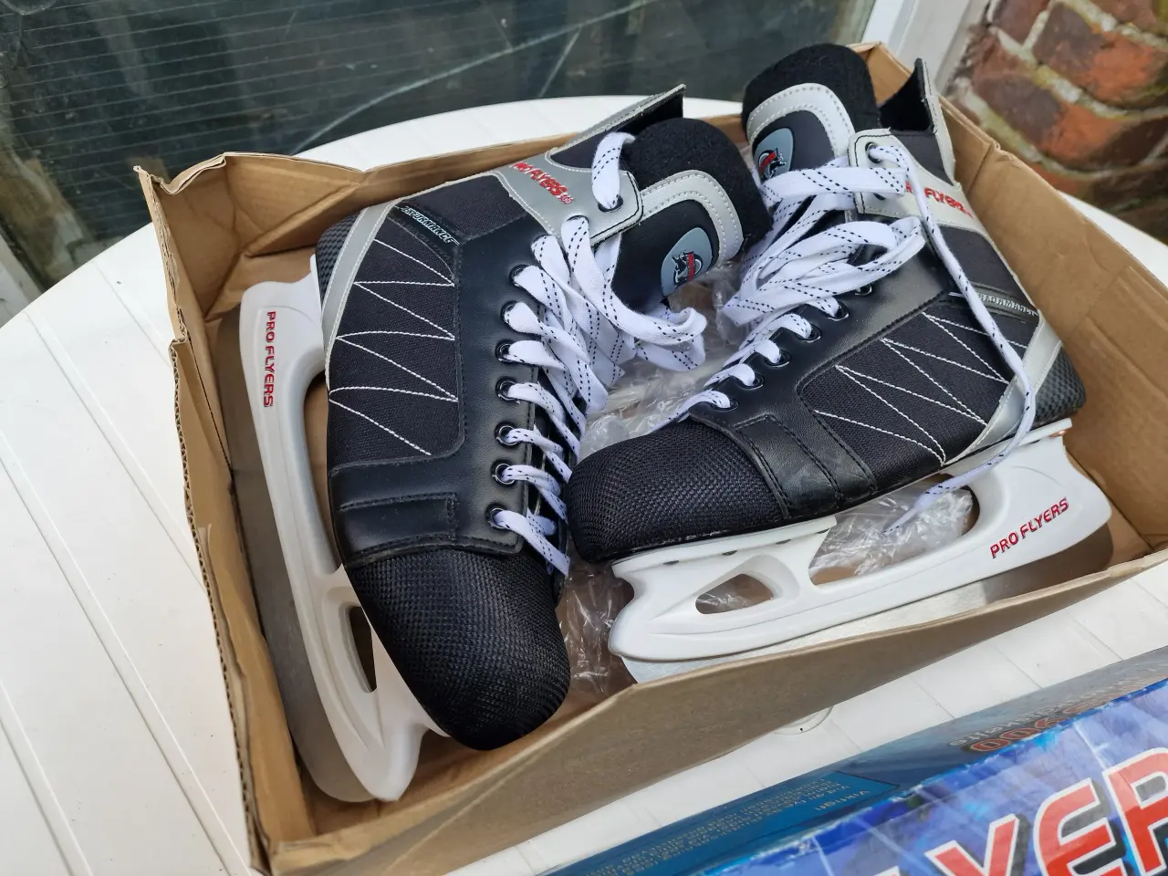 Billede 2 - Ishockeyskøjter proflyers 900