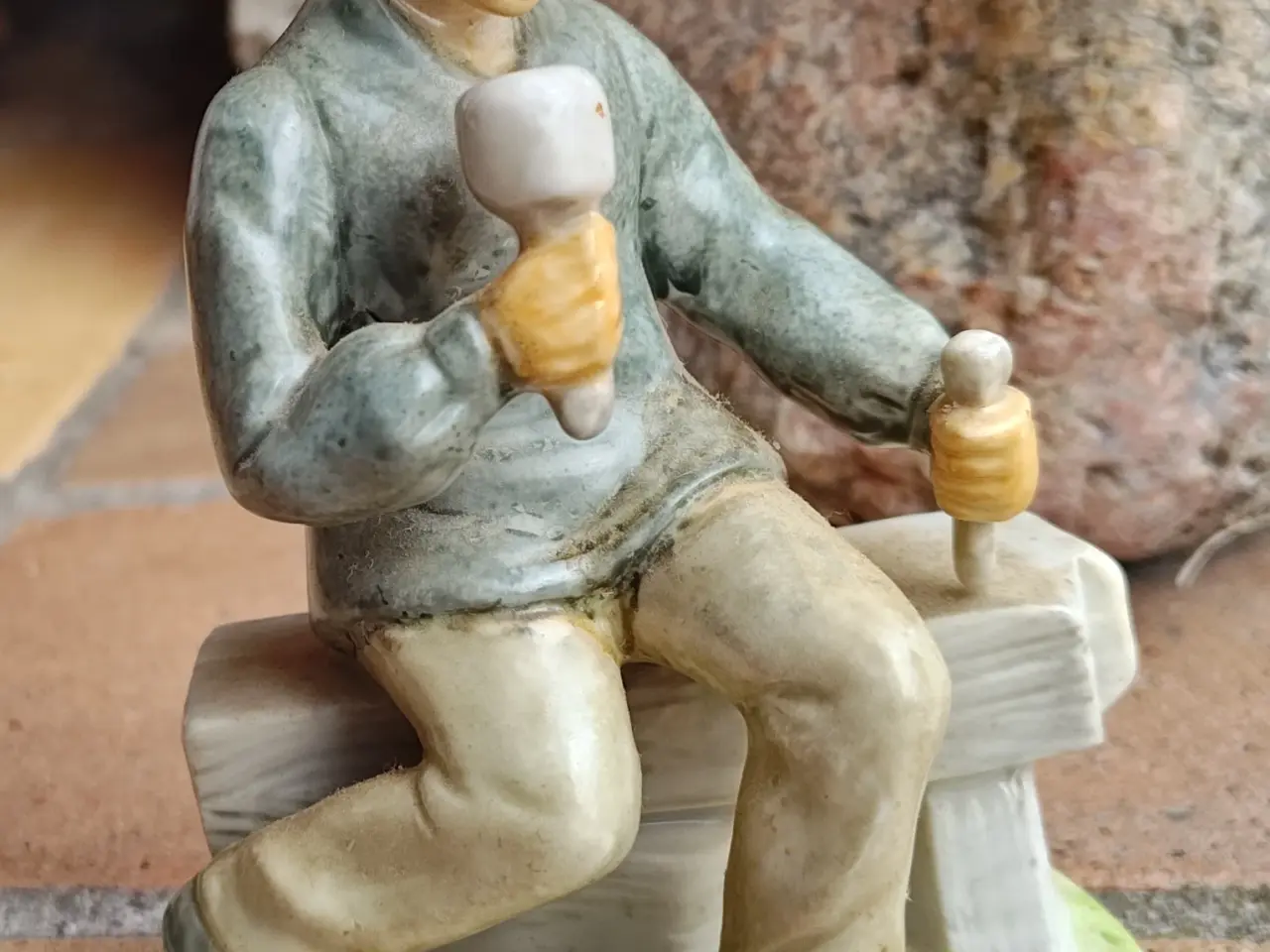 Billede 1 - Figur af en Tømrer - Tømmersvend