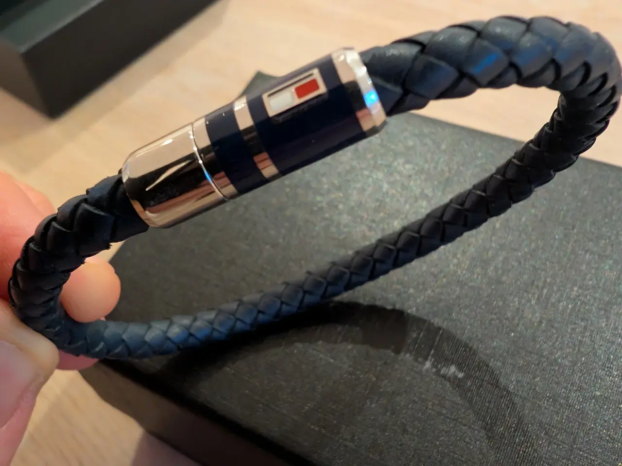 Billede 1 - Hilfiger armbånd