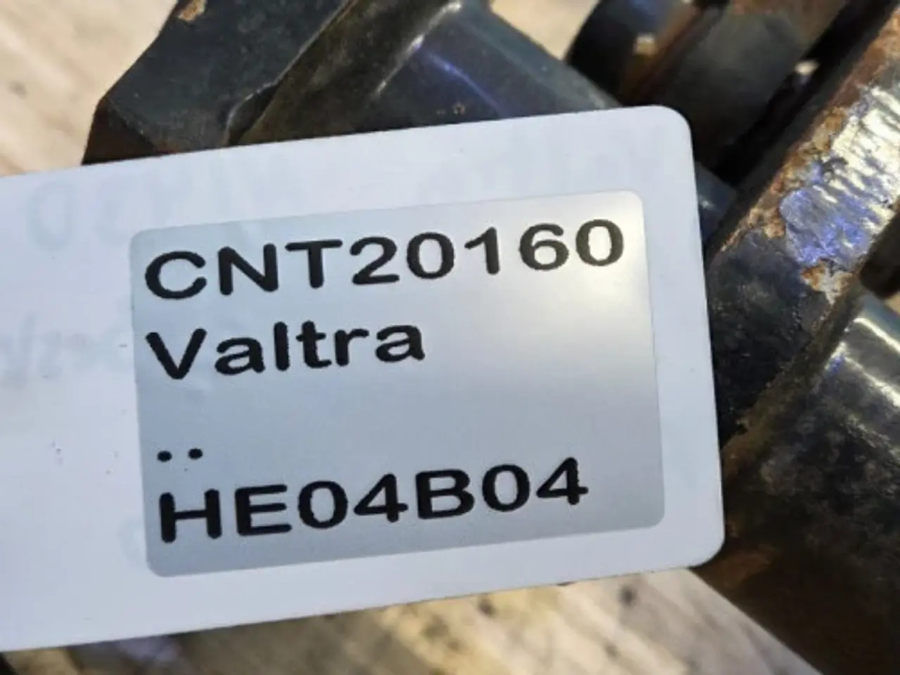Billede 18 - Valtra N143D Motorhjelm Beskytter ACV0067570