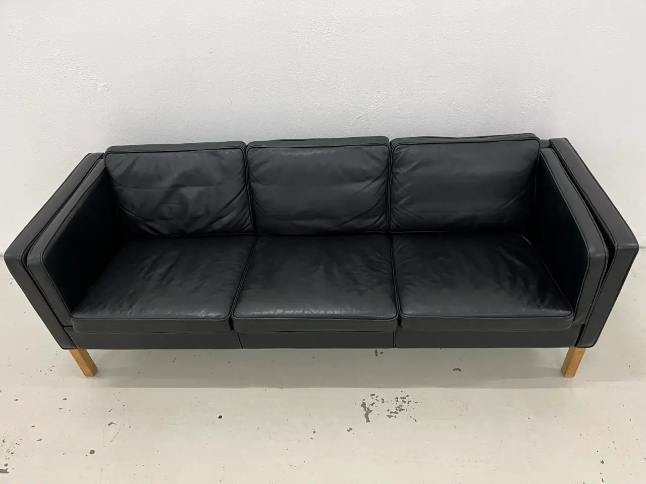 Billede 4 - Eksklusiv Mogens Hansen MH212 3 Pers.i sort læder.