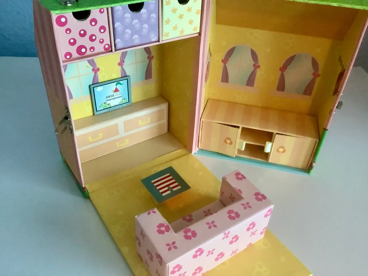 Billede 9 - Sylvanian Families med Medusa hus.